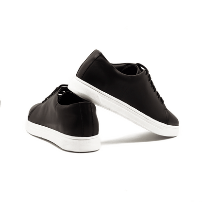 Minimal Black Sneaker | WLS-12B